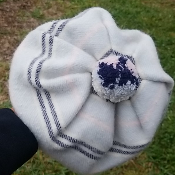 Burberry Hat - Picture 3 of 10